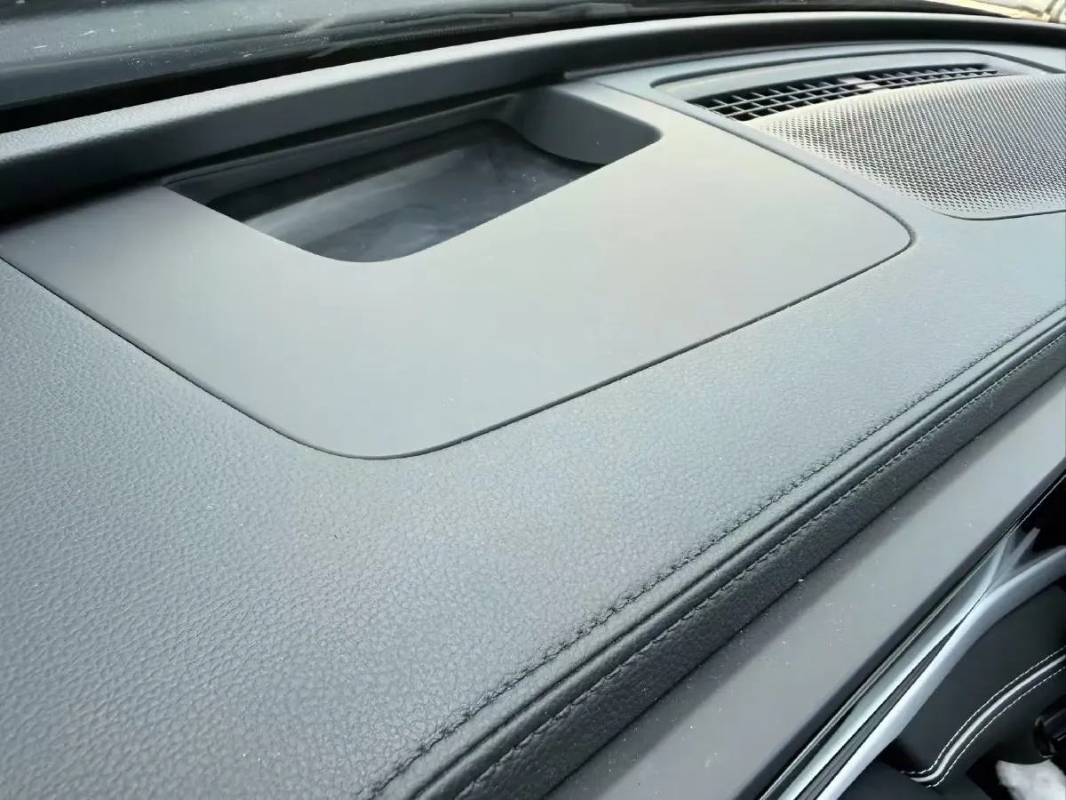 2025 Volkswagen Passat 2.0T 220HP L4 7DCT,autocango,china used car exporter,china ev exporter,chinese used car exporter,chinese used ev exporter