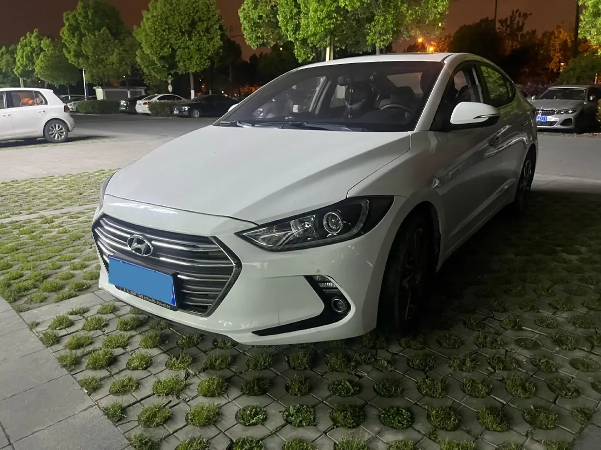 2016 Hyundai Elantra 1.6L 130HP L4 6AT,autocango,china used car exporter,china ev exporter,chinese used car exporter,chinese used ev exporter