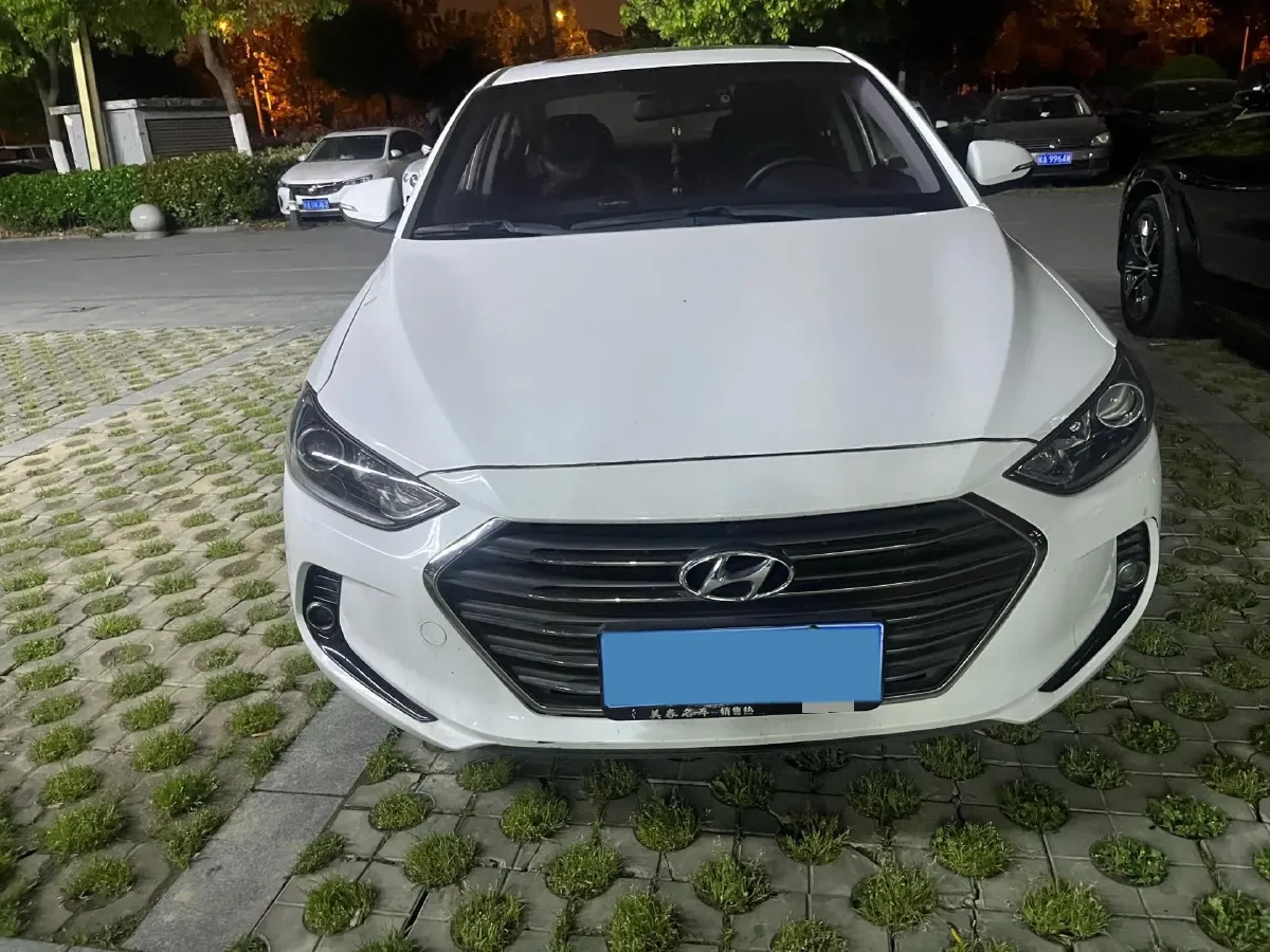 2016 Hyundai Elantra 1.6L 130HP L4 6AT,autocango,china used car exporter,china ev exporter,chinese used car exporter,chinese used ev exporter
