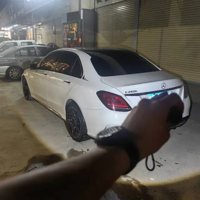 2021 Mercedes-Benz C Class 1.5T 184HP L4 9AT,autocango,china used car exporter,china ev exporter,chinese used car exporter,chinese used ev exporter