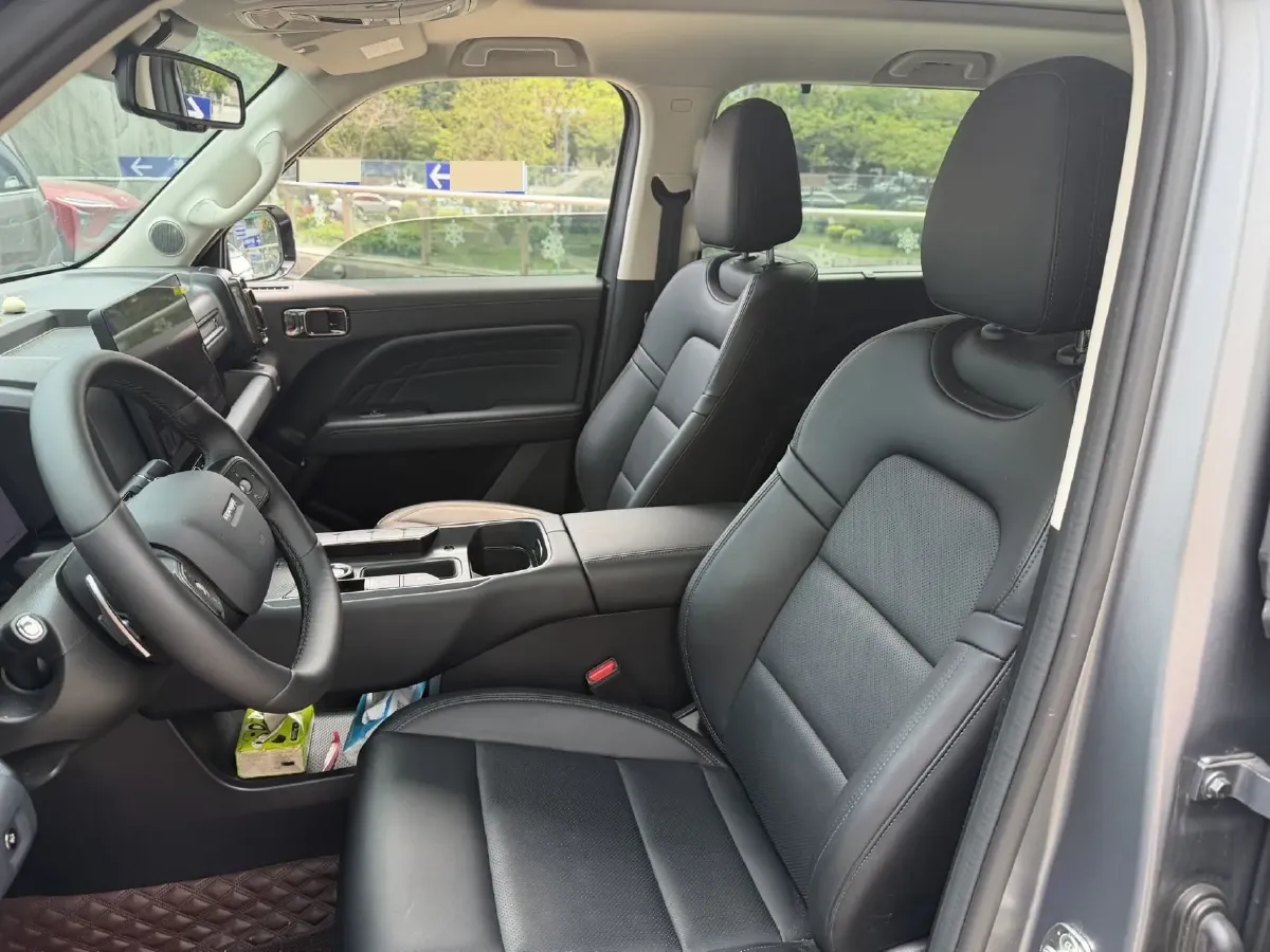 2025 Haval Raptor 2.0T 238HP L4 9DCT,autocango,china used car exporter,china ev exporter,chinese used car exporter,chinese used ev exporter