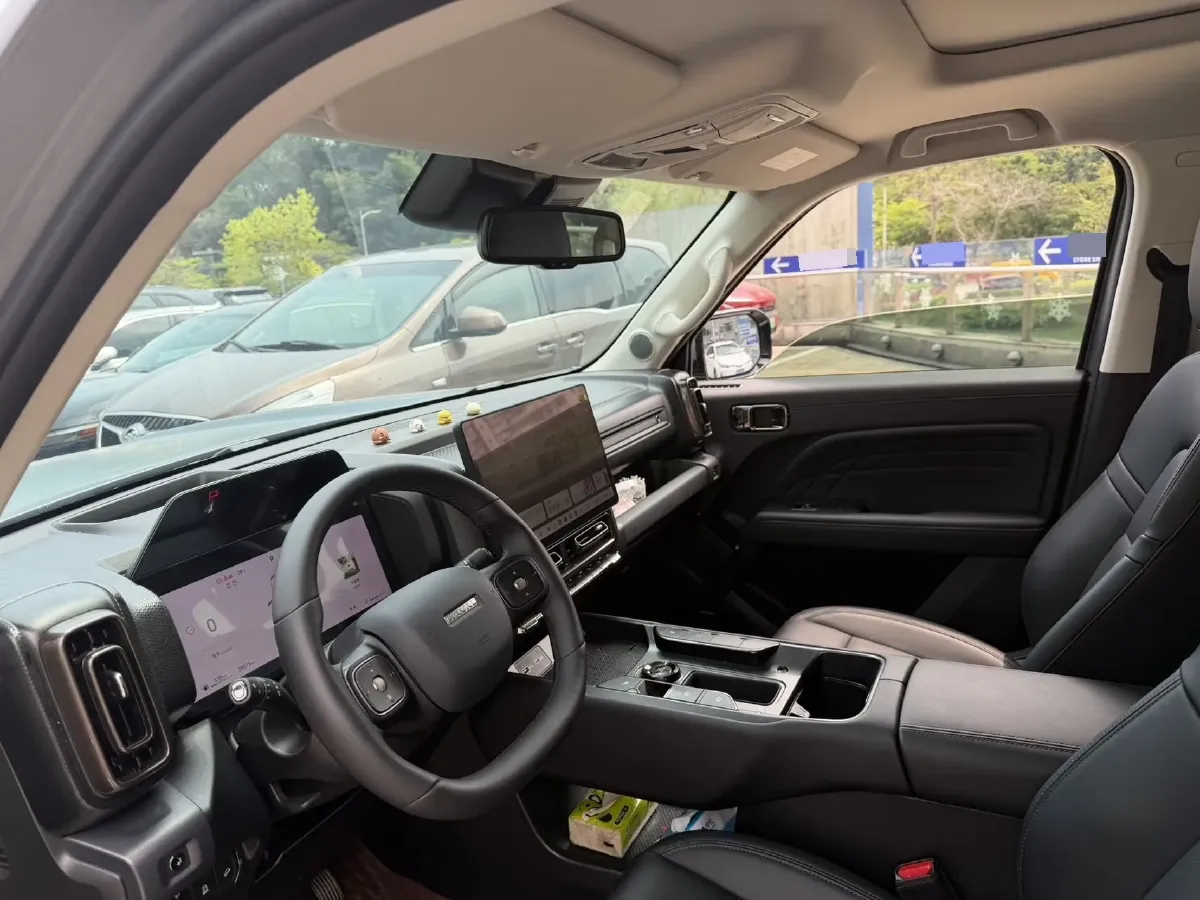 2025 Haval Raptor 2.0T 238HP L4 9DCT,autocango,china used car exporter,china ev exporter,chinese used car exporter,chinese used ev exporter