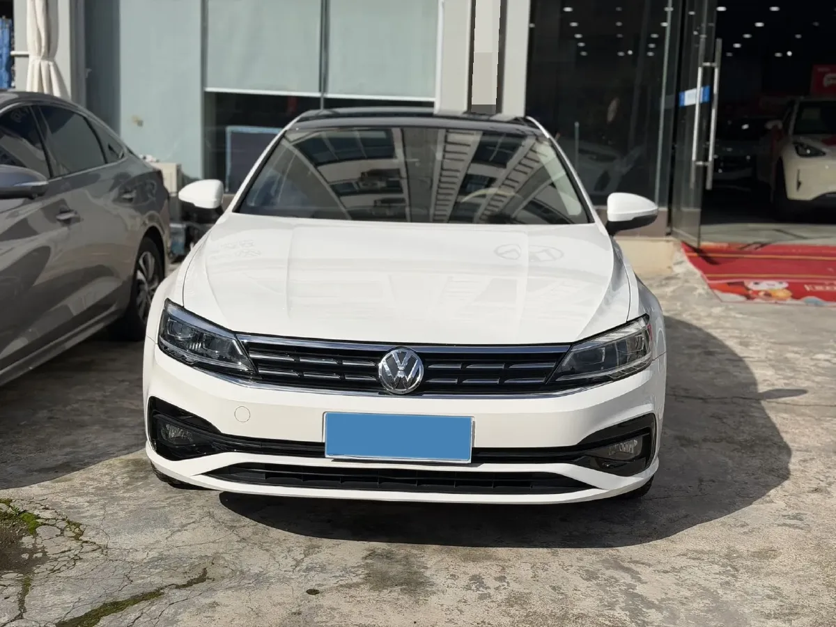 2019 Volkswagen Passat 1.4T 150HP L4 7DCT,autocango,china used car exporter,china ev exporter,chinese used car exporter,chinese used ev exporter
