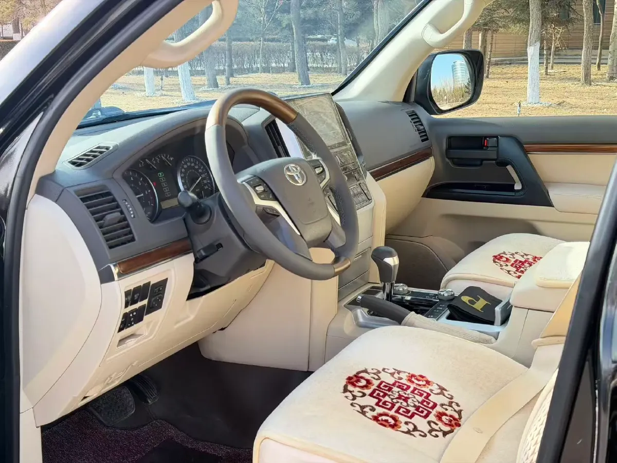 2019 Chevrolet Trax 1.0T 125HP L3 6AT,autocango,china used car exporter,china ev exporter,chinese used car exporter,chinese used ev exporter