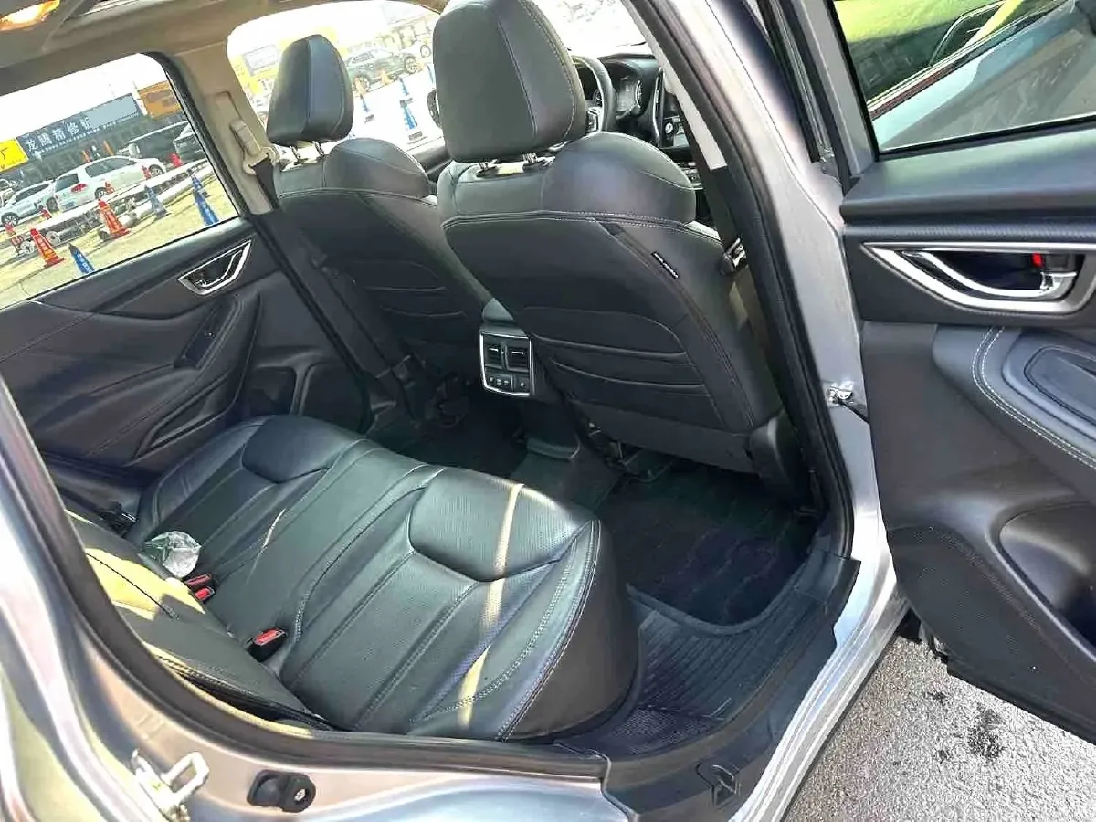 2021 Subaru Forester 2.0L 154HP H4 CVT,autocango,china used car exporter,china ev exporter,chinese used car exporter,chinese used ev exporter