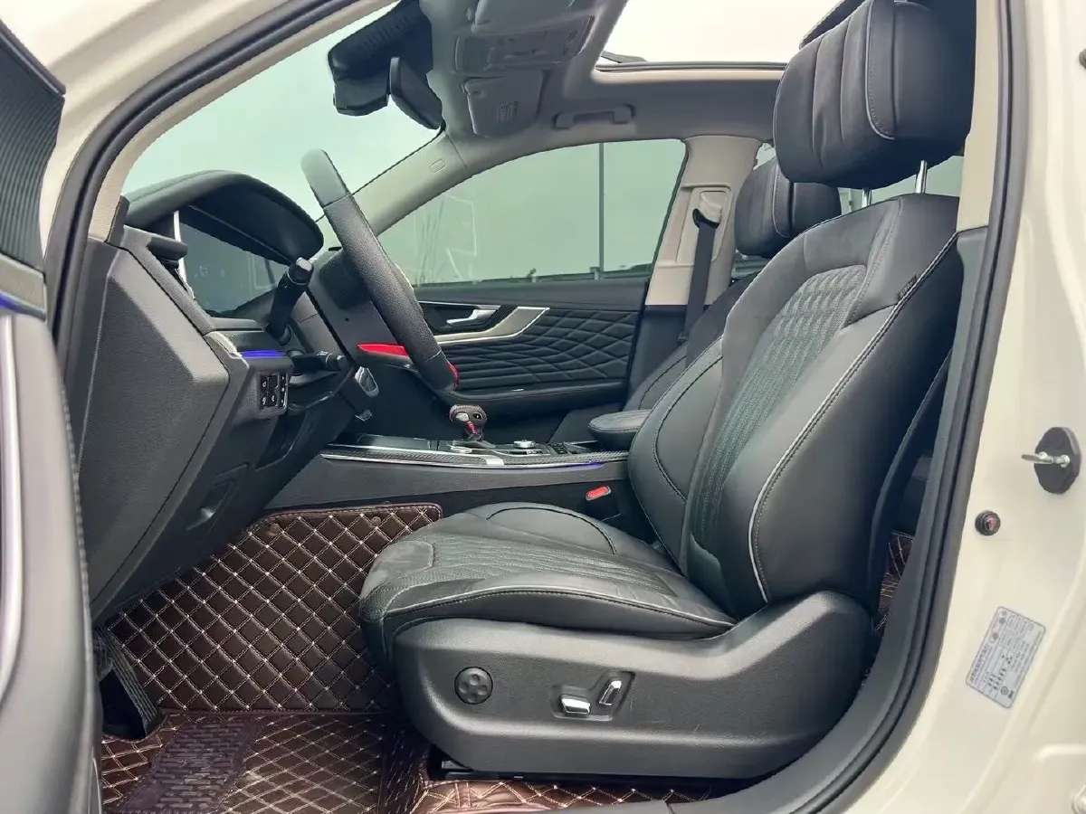 2022 HongQi HS5 2.0T 224HP L4 6AT,autocango,china used car exporter,china ev exporter,chinese used car exporter,chinese used ev exporter