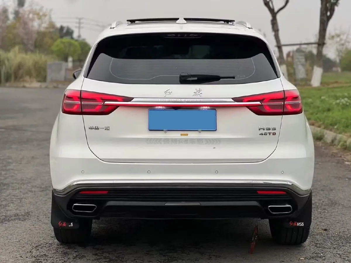 2022 HongQi HS5 2.0T 224HP L4 6AT,autocango,china used car exporter,china ev exporter,chinese used car exporter,chinese used ev exporter