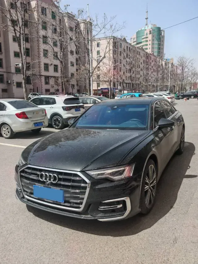 2024 Audi A6L 2.0T 245HP L4 7DCT,autocango,china used car exporter,china ev exporter,chinese used car exporter,chinese used ev exporter