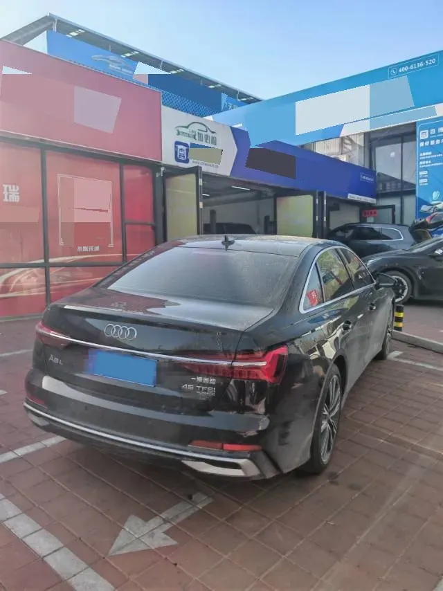 2024 Audi A6L 2.0T 245HP L4 7DCT,autocango,china used car exporter,china ev exporter,chinese used car exporter,chinese used ev exporter