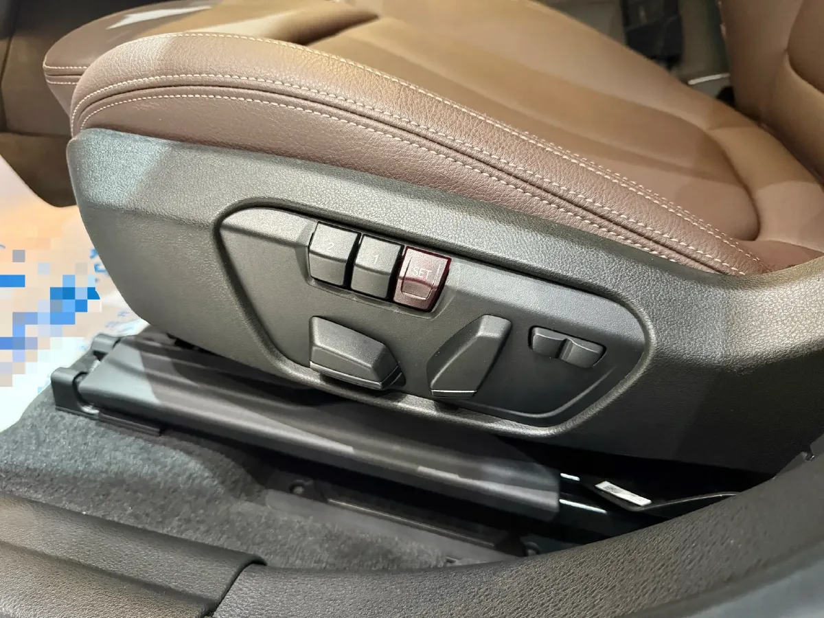 2020 BMW X2 2.0T 192HP L4 7DCT,autocango,china used car exporter,china ev exporter,chinese used car exporter,chinese used ev exporter