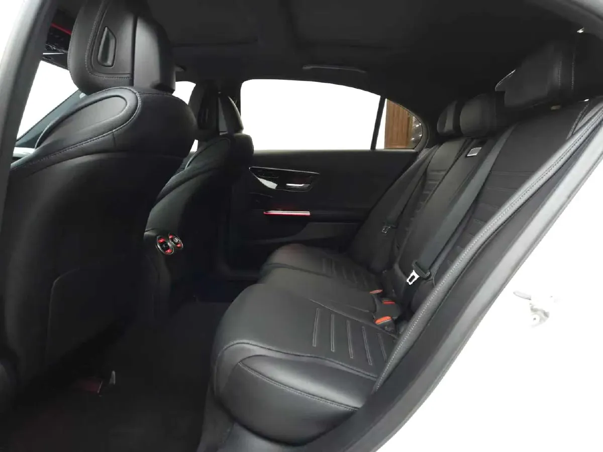 2023 Mercedes-Benz C Class 1.5T 204HP L4 9AT,autocango,china used car exporter,china ev exporter,chinese used car exporter,chinese used ev exporter