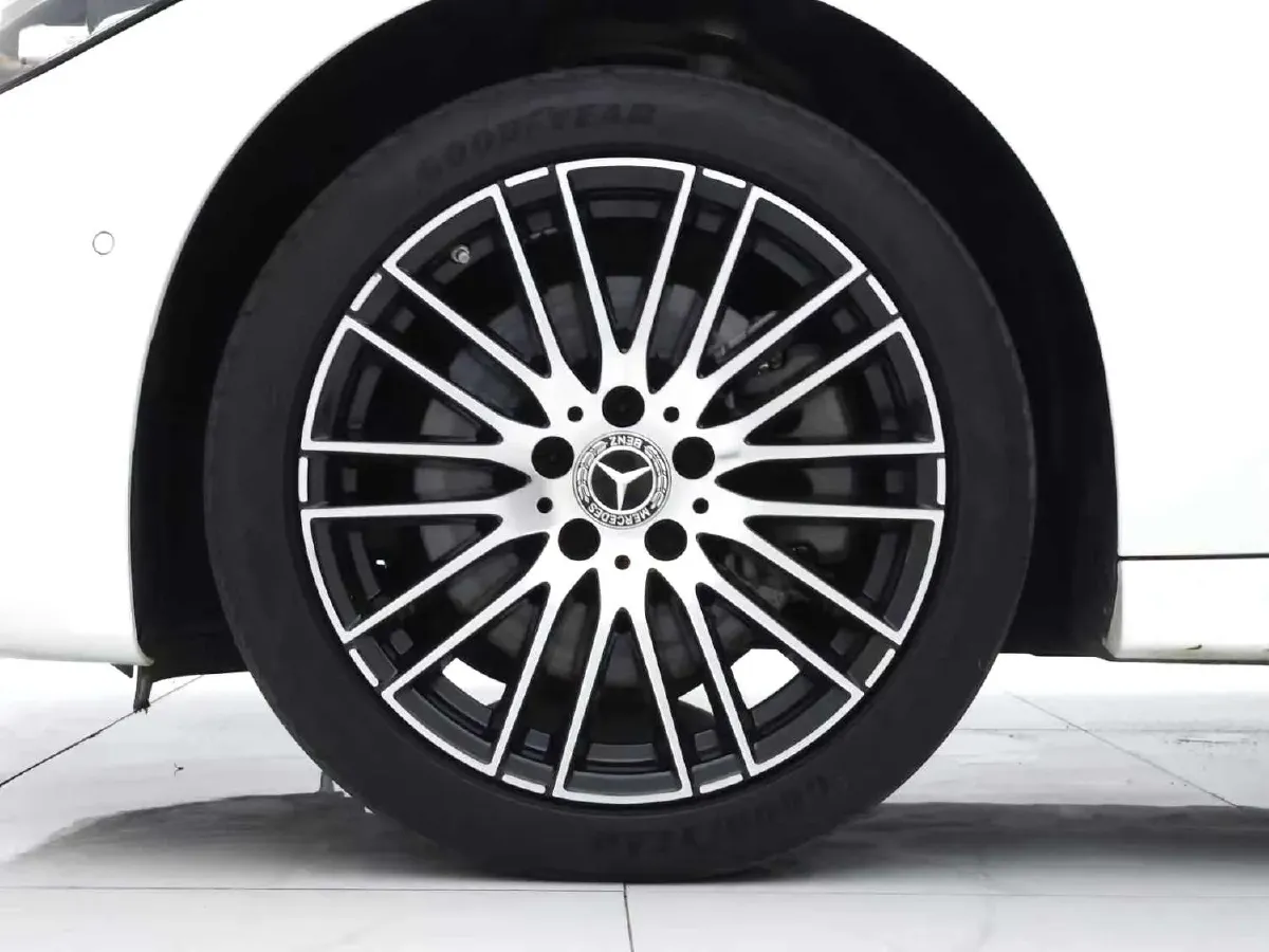 2023 Mercedes-Benz C Class 1.5T 204HP L4 9AT,autocango,china used car exporter,china ev exporter,chinese used car exporter,chinese used ev exporter