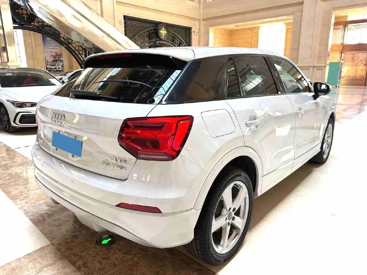 2021 Audi Q2L 1.4T 150HP L4 7DCT,autocango,china used car exporter,china ev exporter,chinese used car exporter,chinese used ev exporter