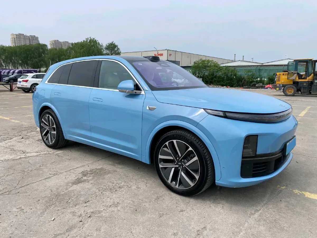 2024 Li L8 Range Extended 154HP REEV 52.3KWH,autocango,china used car exporter,china ev exporter,chinese used car exporter,chinese used ev exporter