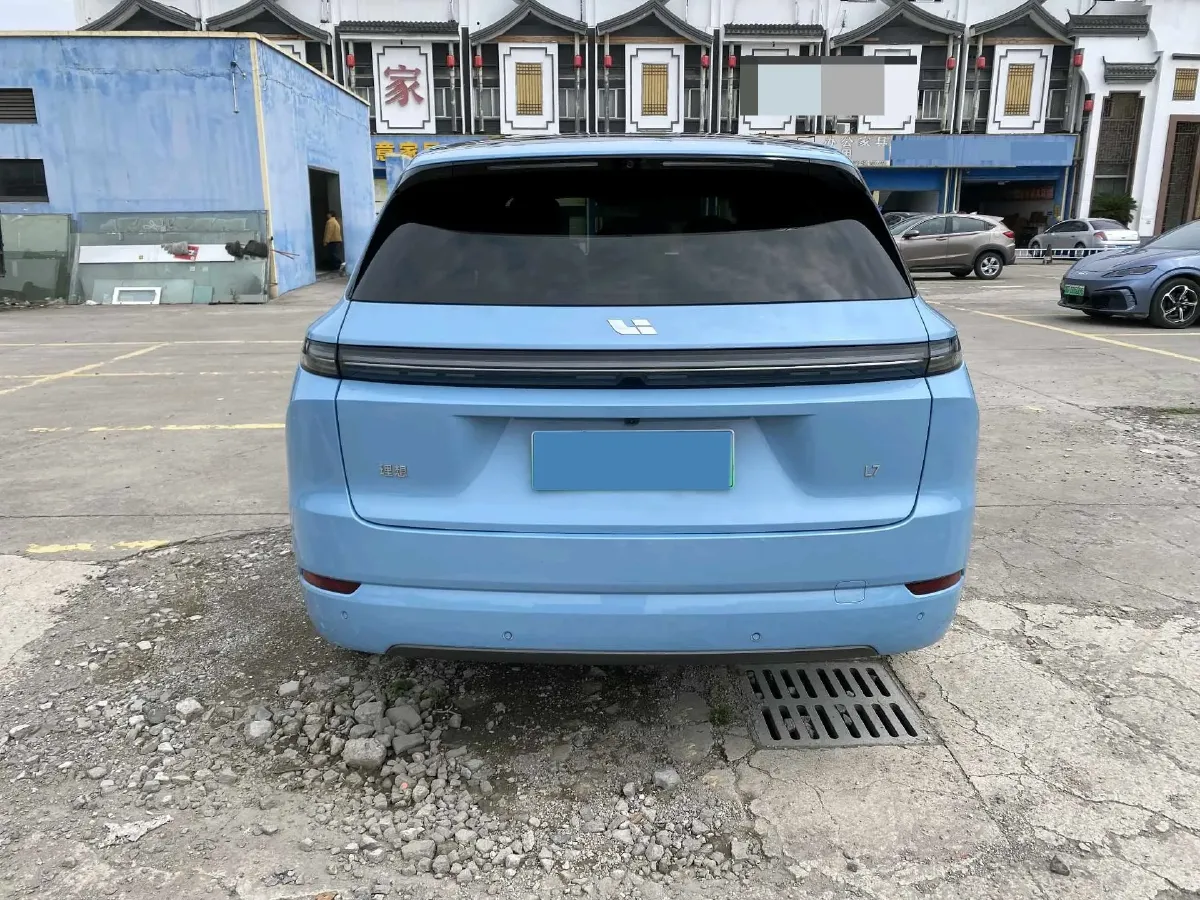 2024 Li L8 Range Extended 154HP REEV 52.3KWH,autocango,china used car exporter,china ev exporter,chinese used car exporter,chinese used ev exporter
