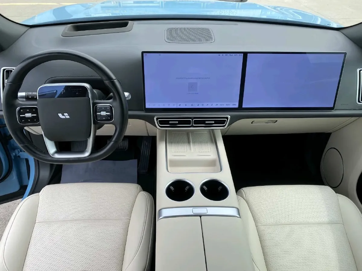 2024 Li L8 Range Extended 154HP REEV 52.3KWH,autocango,china used car exporter,china ev exporter,chinese used car exporter,chinese used ev exporter