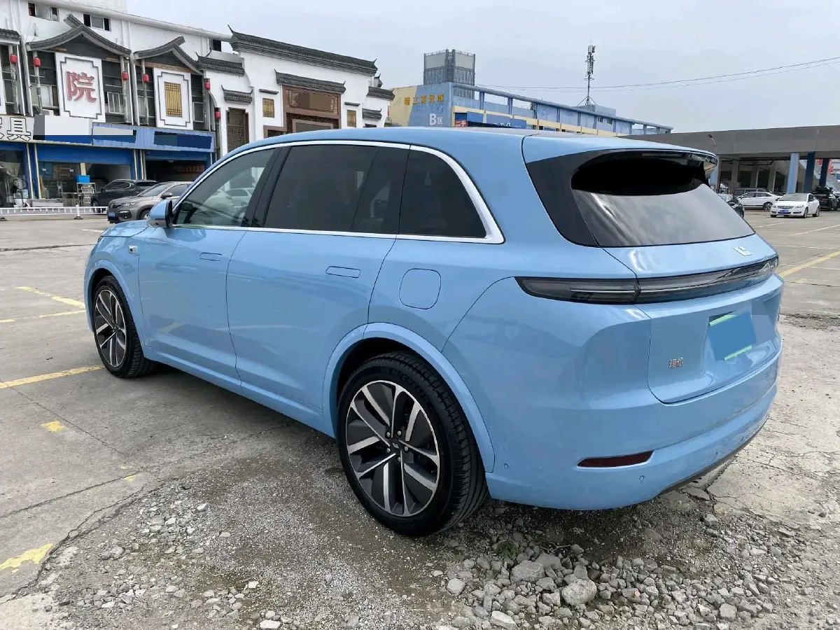 2024 Li L8 Range Extended 154HP REEV 52.3KWH,autocango,china used car exporter,china ev exporter,chinese used car exporter,chinese used ev exporter