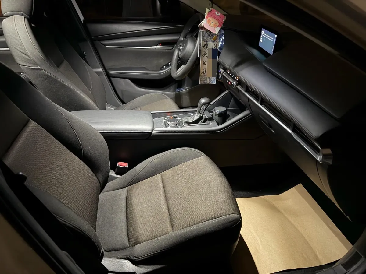 2021 Mazda 3 Axela 1.5L 117HP L4 6AT,autocango,china used car exporter,china ev exporter,chinese used car exporter,chinese used ev exporter