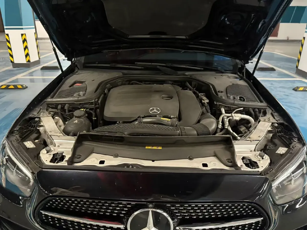 2022 Mercedes-Benz GLC Class 2.0T 258HP L4 9AT,autocango,china used car exporter,china ev exporter,chinese used car exporter,chinese used ev exporter
