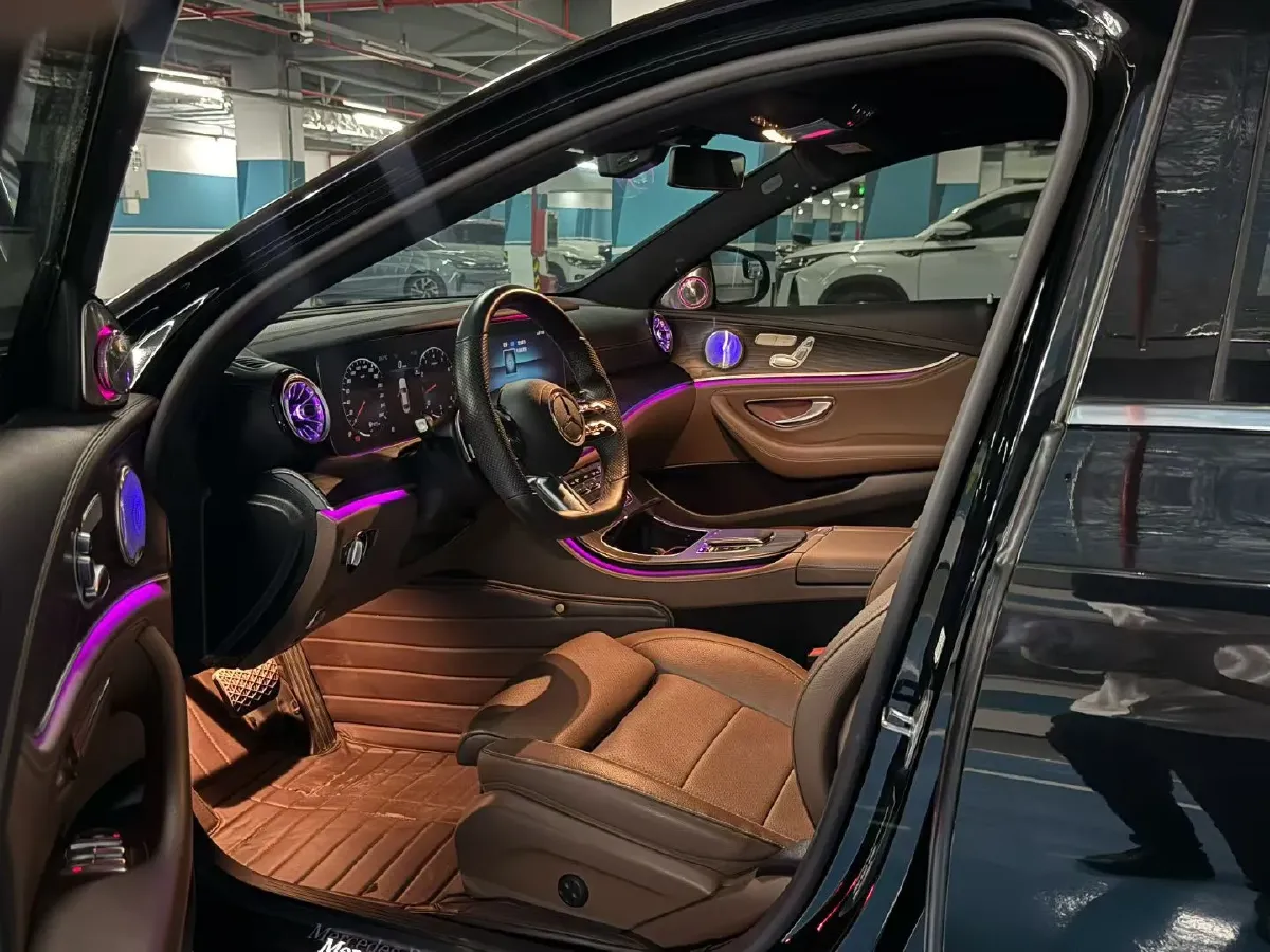 2022 Mercedes-Benz GLC Class 2.0T 258HP L4 9AT,autocango,china used car exporter,china ev exporter,chinese used car exporter,chinese used ev exporter