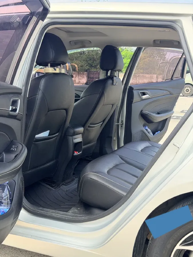 2018 Roewe Ei5 BEV 35KWH,autocango,china used car exporter,china ev exporter,chinese used car exporter,chinese used ev exporter