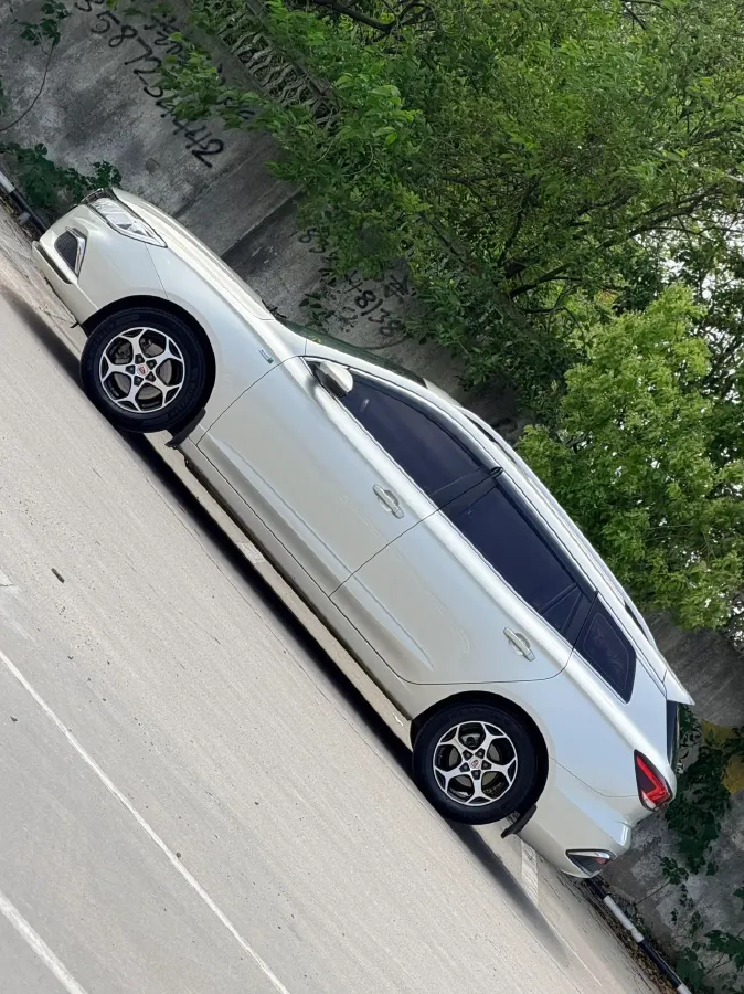 2018 Roewe Ei5 BEV 35KWH,autocango,china used car exporter,china ev exporter,chinese used car exporter,chinese used ev exporter