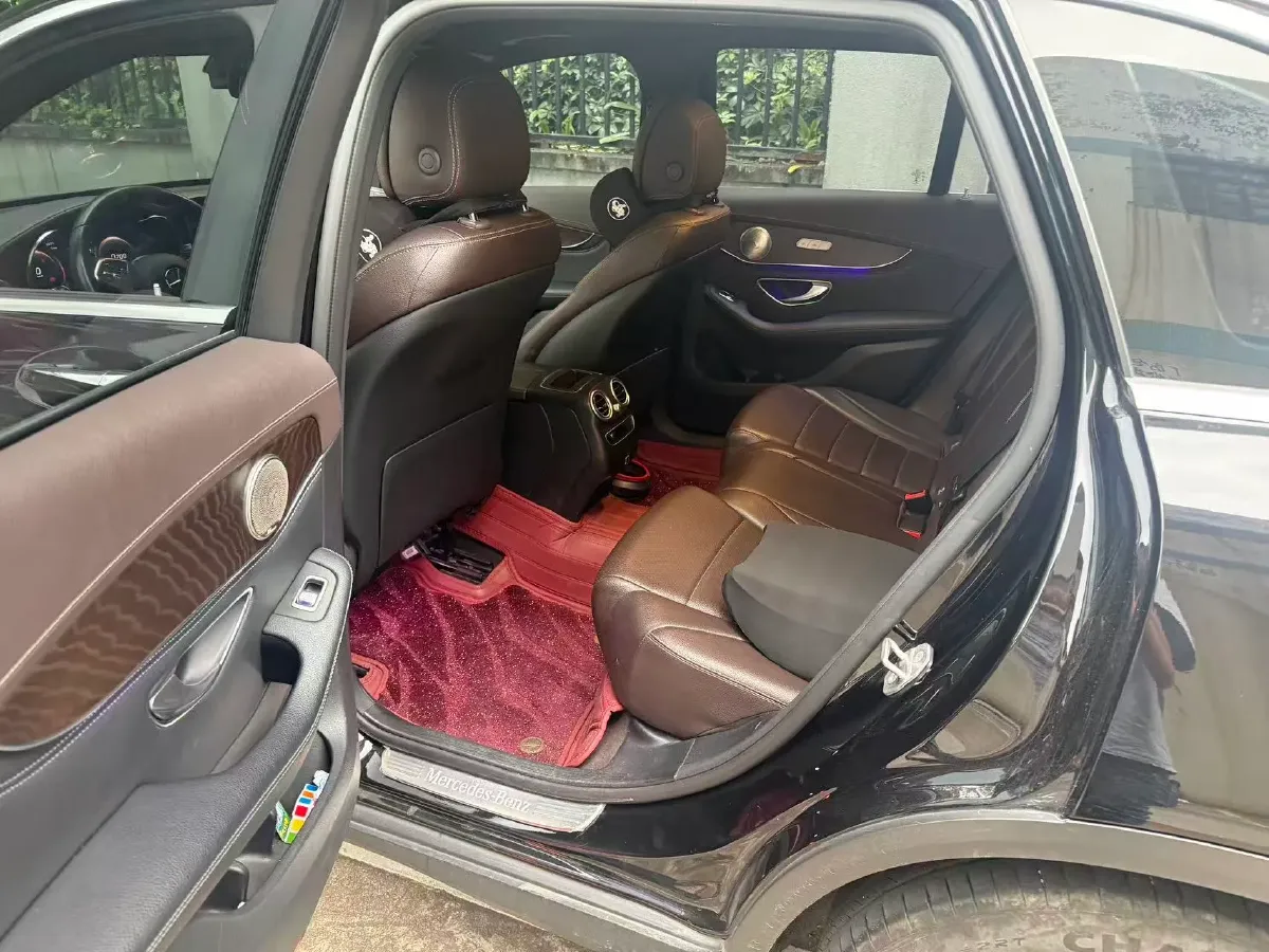 2020 Mercedes-Benz GLC Class 2.0T 197HP L4 9AT,autocango,china used car exporter,china ev exporter,chinese used car exporter,chinese used ev exporter