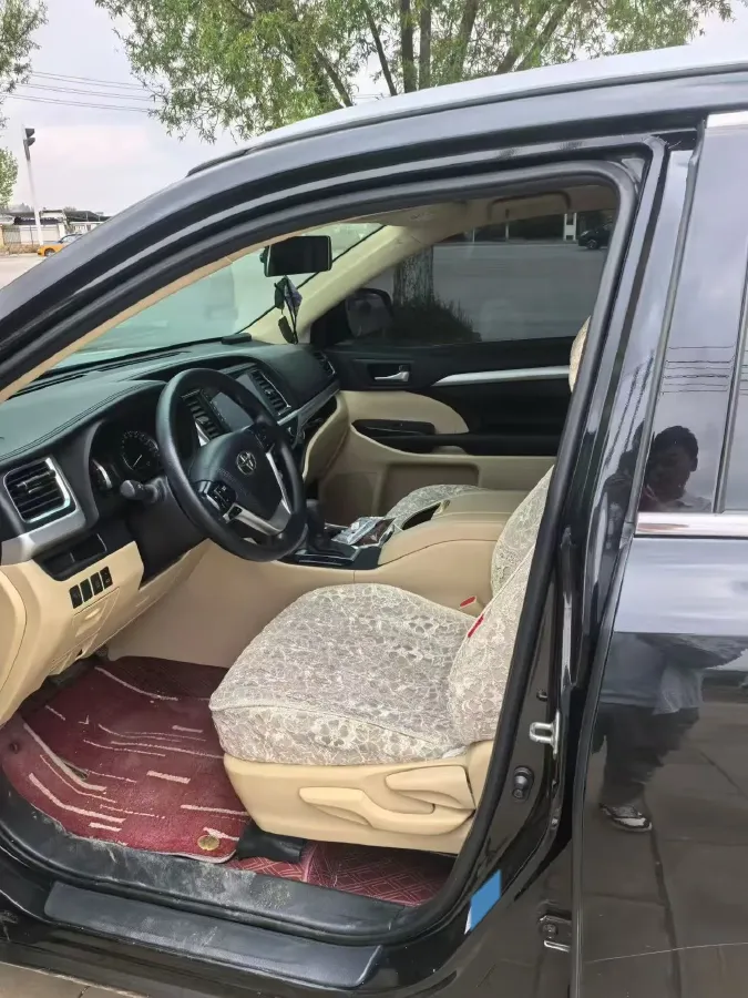 2021 Toyota Highlander 2.0T 220HP L4 6AT,autocango,china used car exporter,china ev exporter,chinese used car exporter,chinese used ev exporter