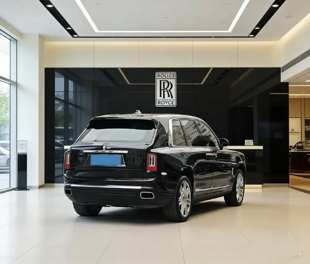 2018 Rolls-Royce Cullinan 6.7T 571HP V12 8AT,autocango,china used car exporter,china ev exporter,chinese used car exporter,chinese used ev exporter