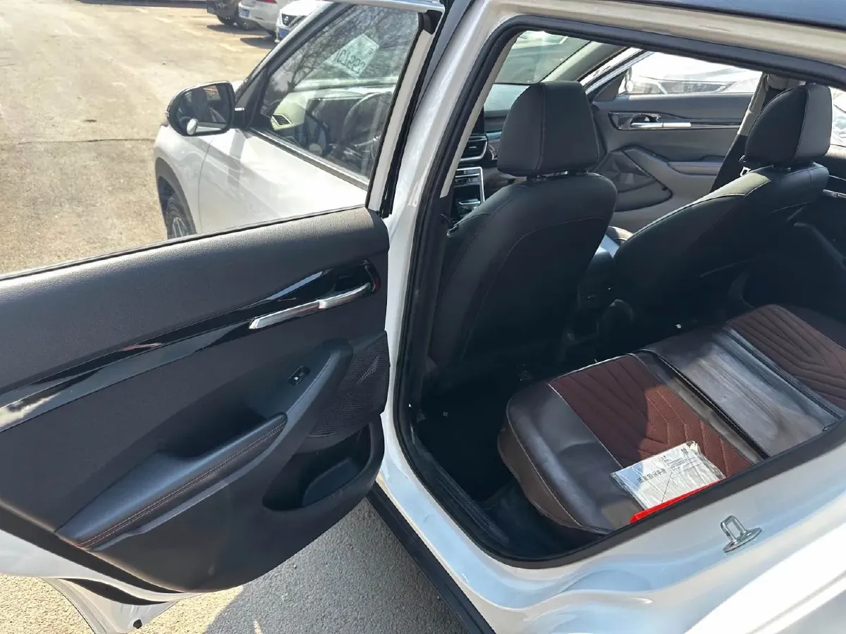 2021 Kia KX3 1.5L 115HP L4 CVT,autocango,china used car exporter,china ev exporter,chinese used car exporter,chinese used ev exporter