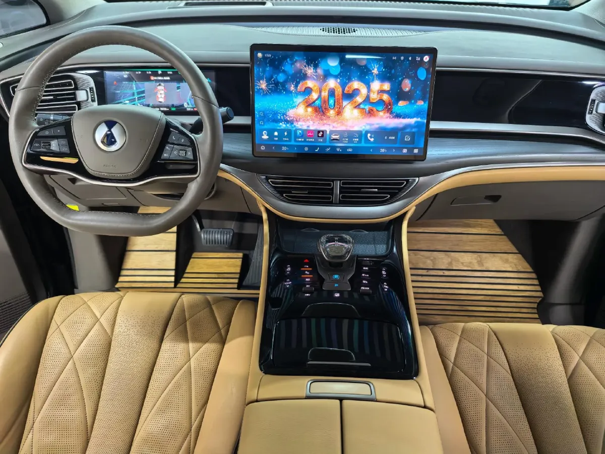 2022 Mercedes-Benz GLC Class 2.0T 197HP L4 9AT,autocango,china used car exporter,china ev exporter,chinese used car exporter,chinese used ev exporter