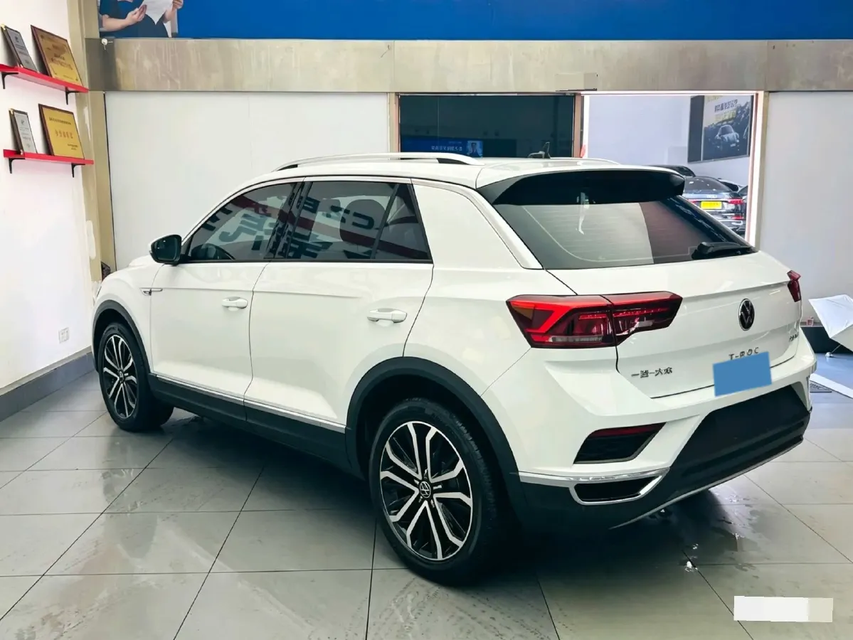 2021 Volkswagen T-Roc 1.4T 150HP L4 7DCT,autocango,china used car exporter,china ev exporter,chinese used car exporter,chinese used ev exporter