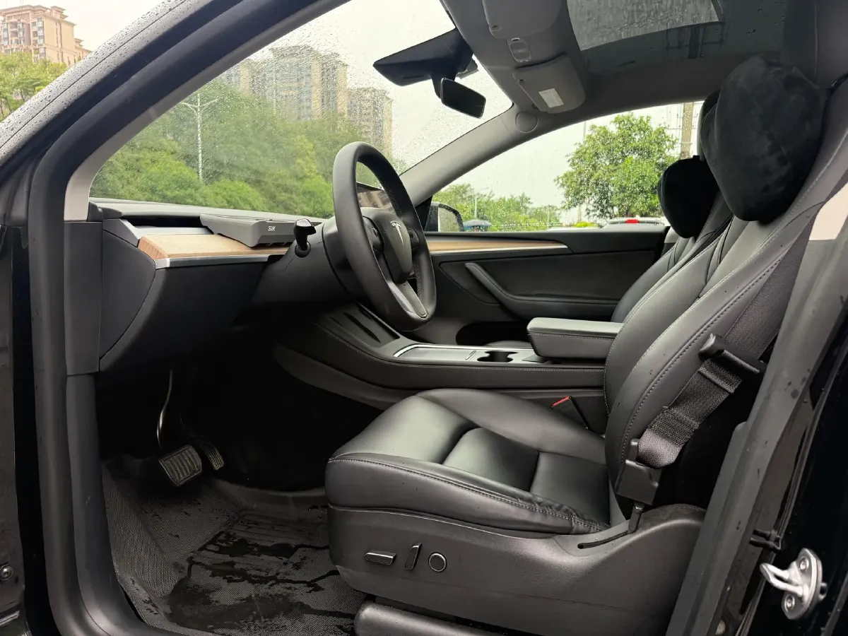 2022 Tesla Model Y BEV 60KWH,autocango,china used car exporter,china ev exporter,chinese used car exporter,chinese used ev exporter