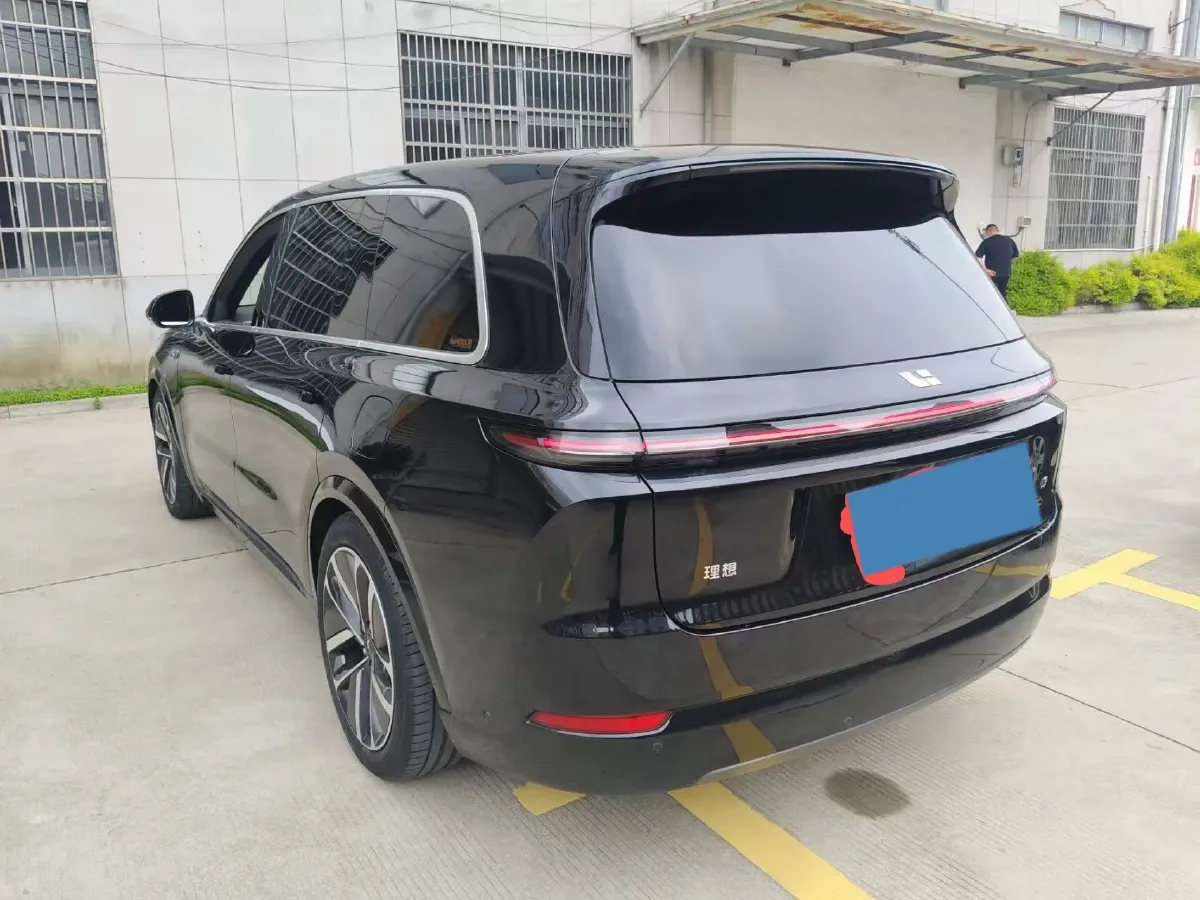 2022 Li L9 Range Extended 154HP REEV 42.6KWH,autocango,china used car exporter,china ev exporter,chinese used car exporter,chinese used ev exporter