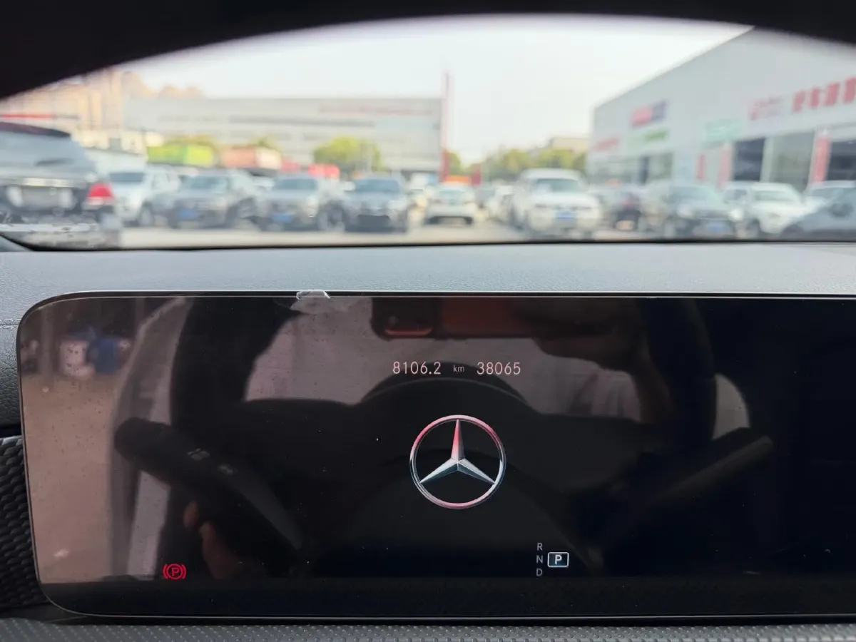 2022 Mercedes-Benz A Class 1.3T 163HP L4 7DCT,autocango,china used car exporter,china ev exporter,chinese used car exporter,chinese used ev exporter