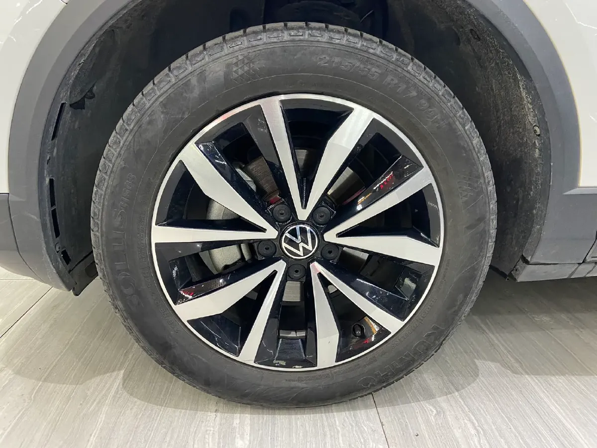 2023 Volkswagen T-Roc 1.4T 150HP L4 7DCT,autocango,china used car exporter,china ev exporter,chinese used car exporter,chinese used ev exporter