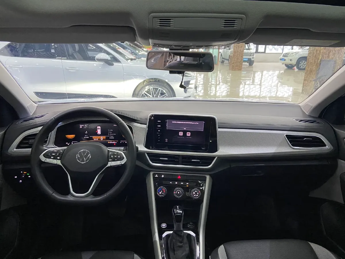 2023 Volkswagen T-Roc 1.4T 150HP L4 7DCT,autocango,china used car exporter,china ev exporter,chinese used car exporter,chinese used ev exporter