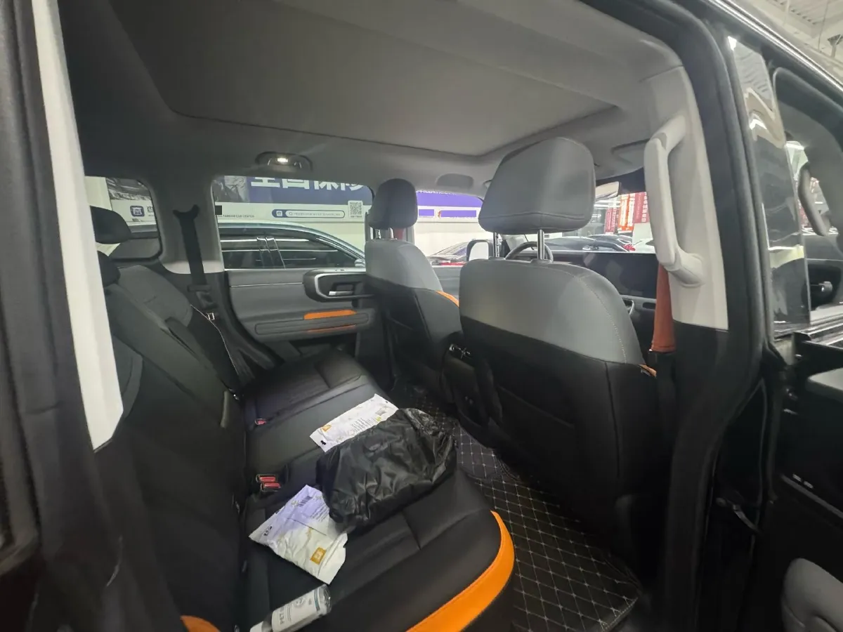 2024 Beijing BJ40 2.0T 245HP L4 8AT,autocango,china used car exporter,china ev exporter,chinese used car exporter,chinese used ev exporter