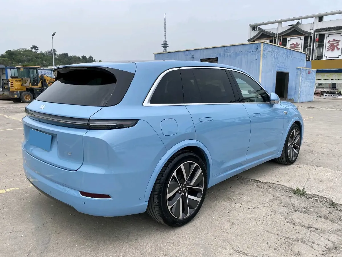 2024 Li L8 Range Extended 154HP REEV 52.3KWH,autocango,china used car exporter,china ev exporter,chinese used car exporter,chinese used ev exporter