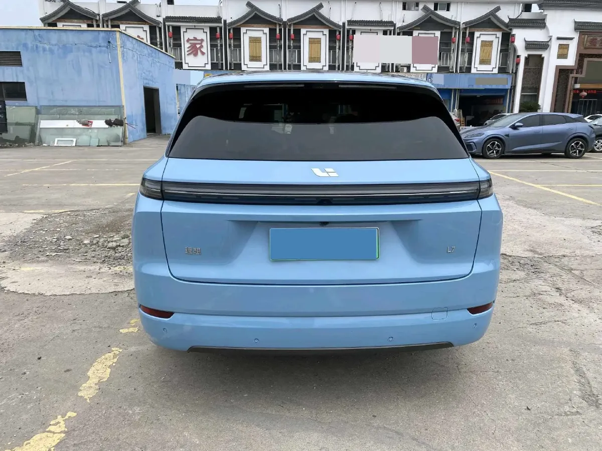 2024 Li L8 Range Extended 154HP REEV 52.3KWH,autocango,china used car exporter,china ev exporter,chinese used car exporter,chinese used ev exporter