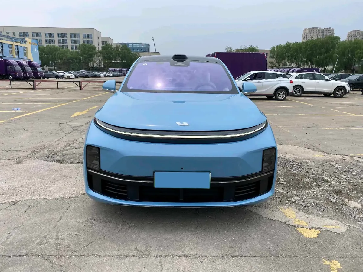 2024 Li L8 Range Extended 154HP REEV 52.3KWH,autocango,china used car exporter,china ev exporter,chinese used car exporter,chinese used ev exporter