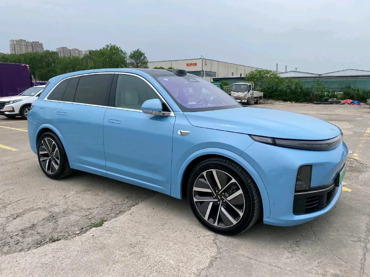 2024 Li L8 Range Extended 154HP REEV 52.3KWH,autocango,china used car exporter,china ev exporter,chinese used car exporter,chinese used ev exporter