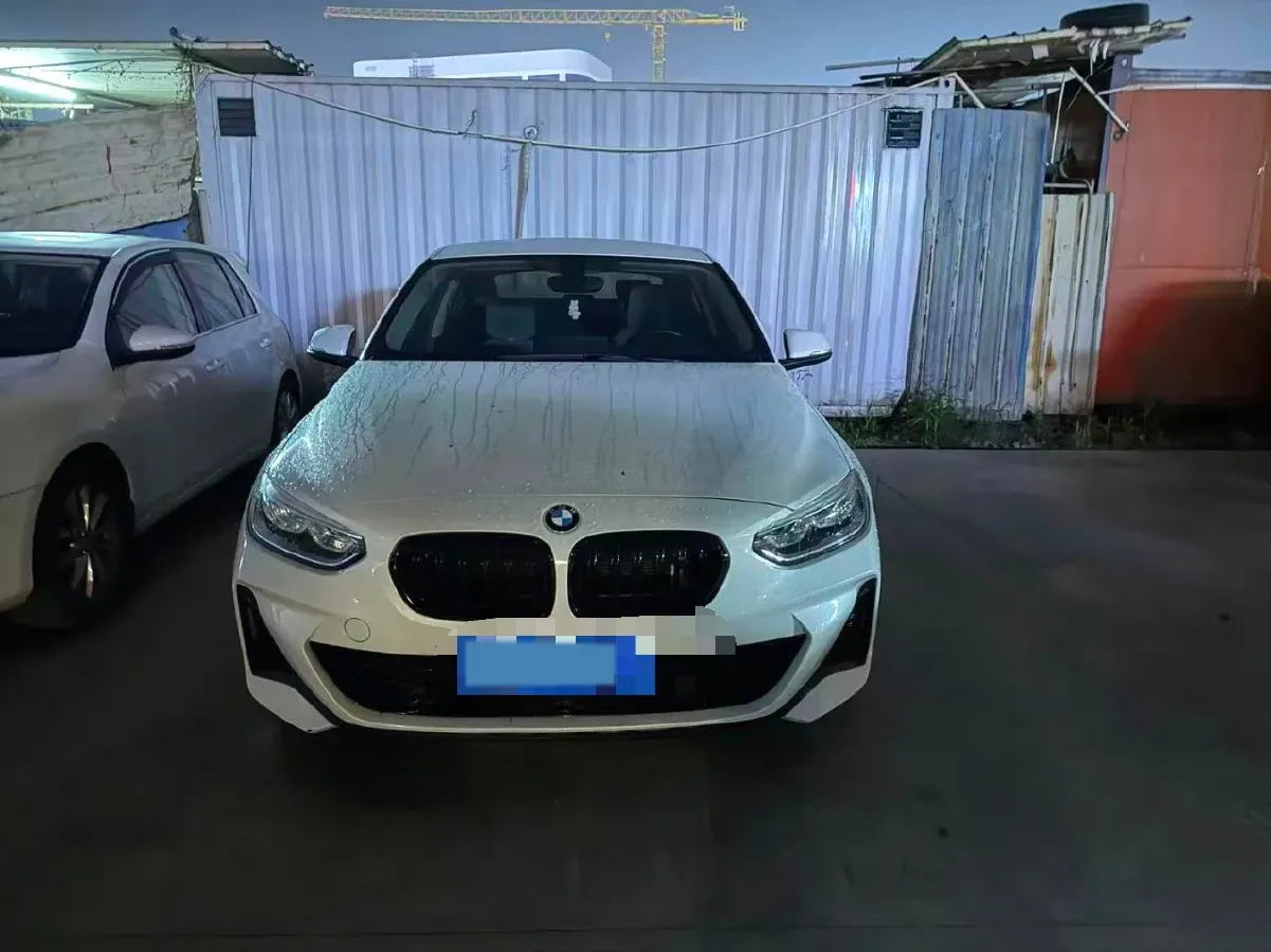 2023 BMW 1 Series 1.5T 136HP L3 7DCT,autocango,china used car exporter,china ev exporter,chinese used car exporter,chinese used ev exporter