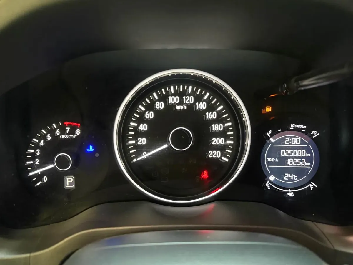 2022 Honda Vezel 1.5L 131HP L4 CVT,autocango,china used car exporter,china ev exporter,chinese used car exporter,chinese used ev exporter