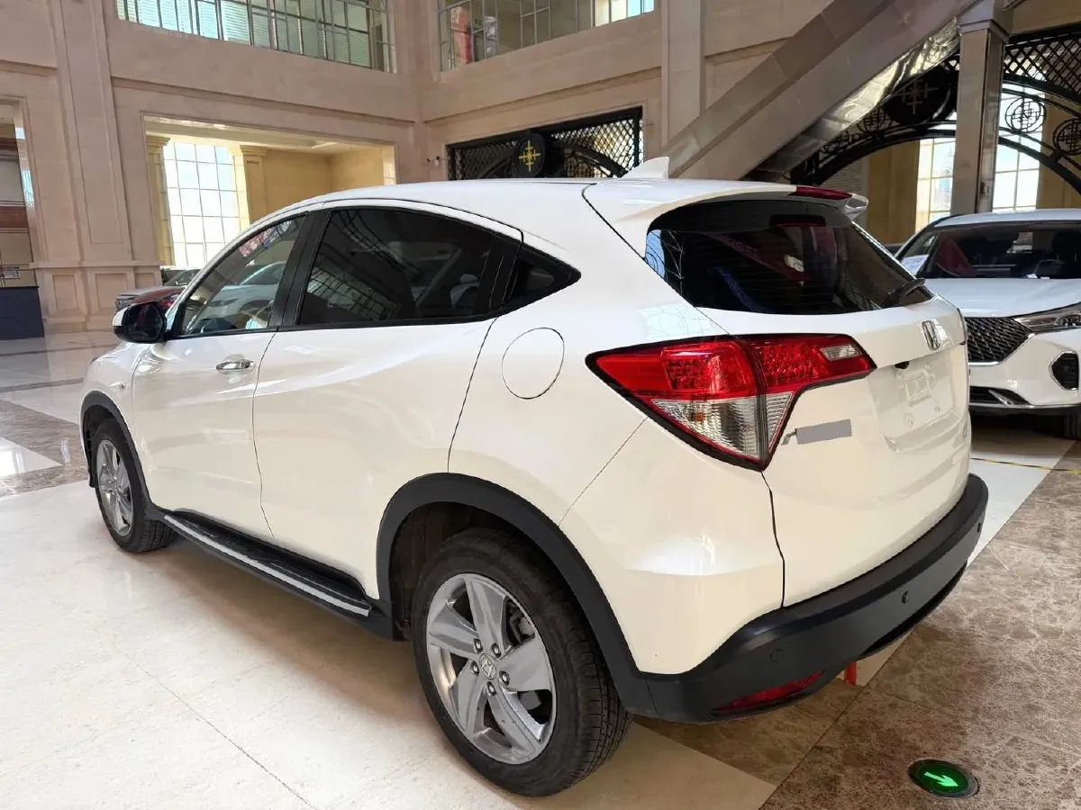 2022 Honda Vezel 1.5L 131HP L4 CVT,autocango,china used car exporter,china ev exporter,chinese used car exporter,chinese used ev exporter