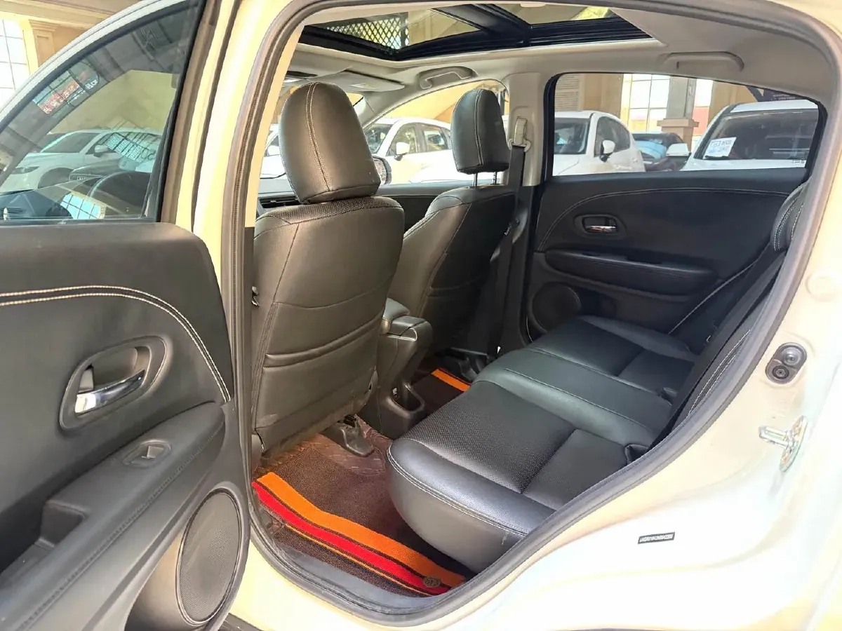 2022 Honda Vezel 1.5L 131HP L4 CVT,autocango,china used car exporter,china ev exporter,chinese used car exporter,chinese used ev exporter