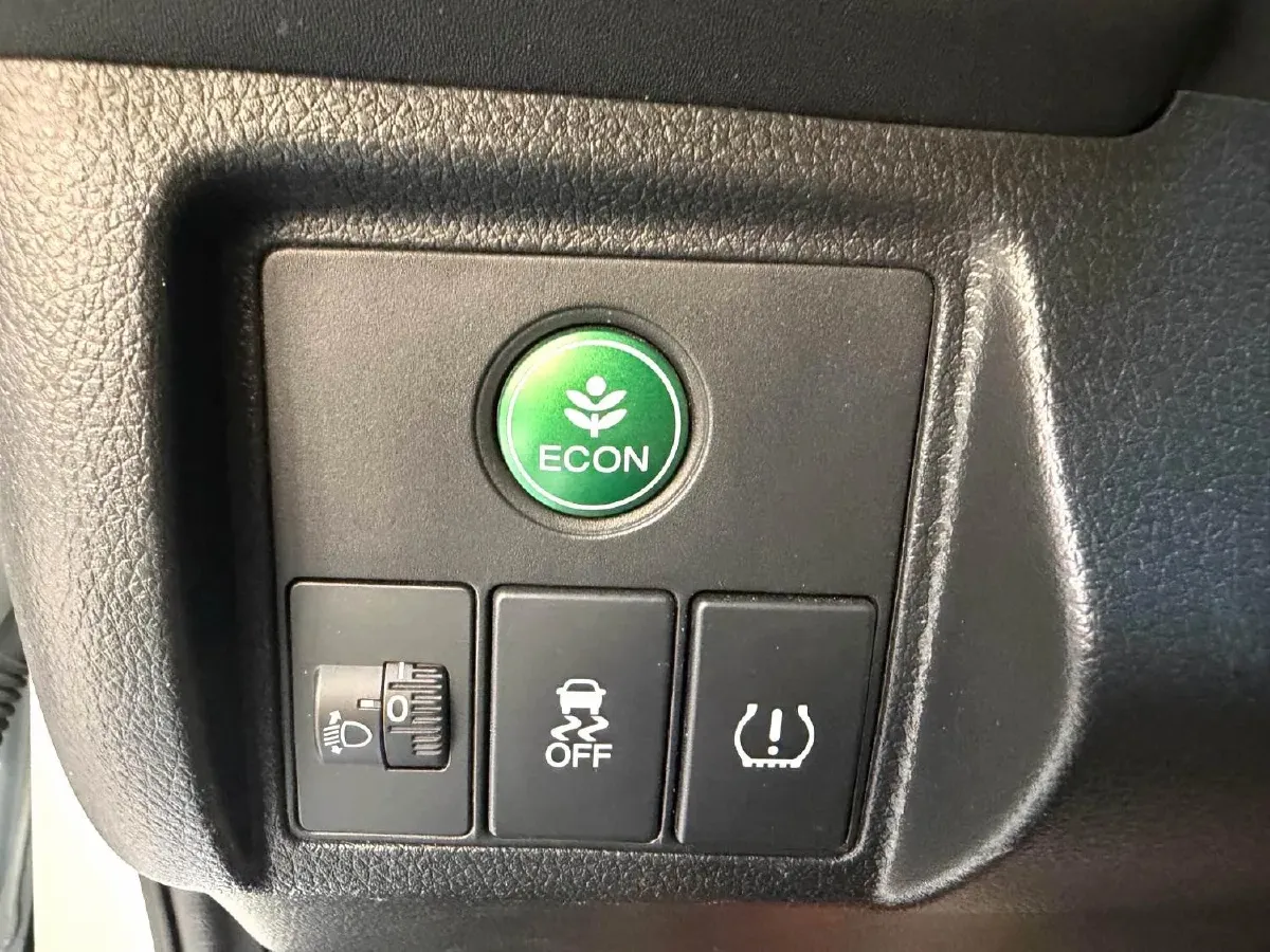 2022 Honda Vezel 1.5L 131HP L4 CVT,autocango,china used car exporter,china ev exporter,chinese used car exporter,chinese used ev exporter