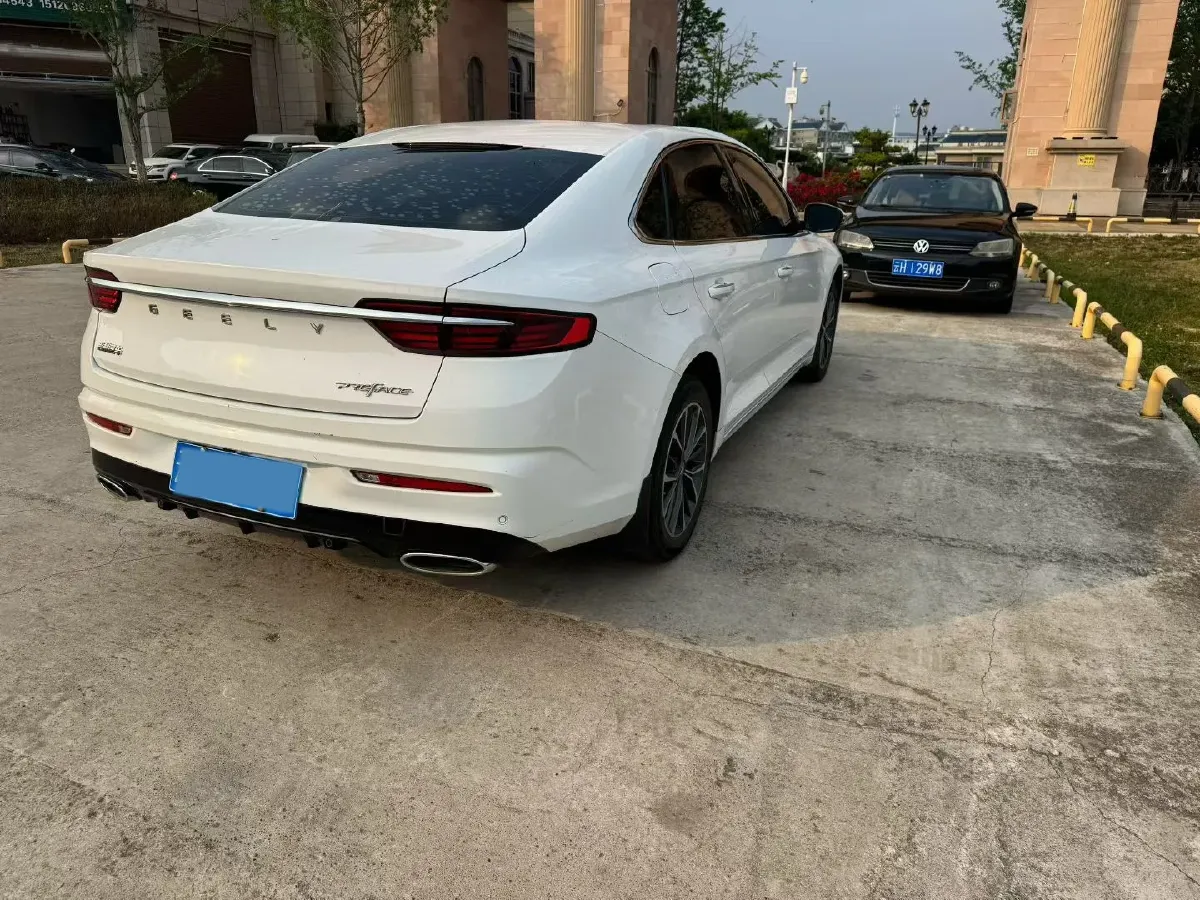 2021 Geely Preface 2.0T 190HP L4 7DCT,autocango,china used car exporter,china ev exporter,chinese used car exporter,chinese used ev exporter