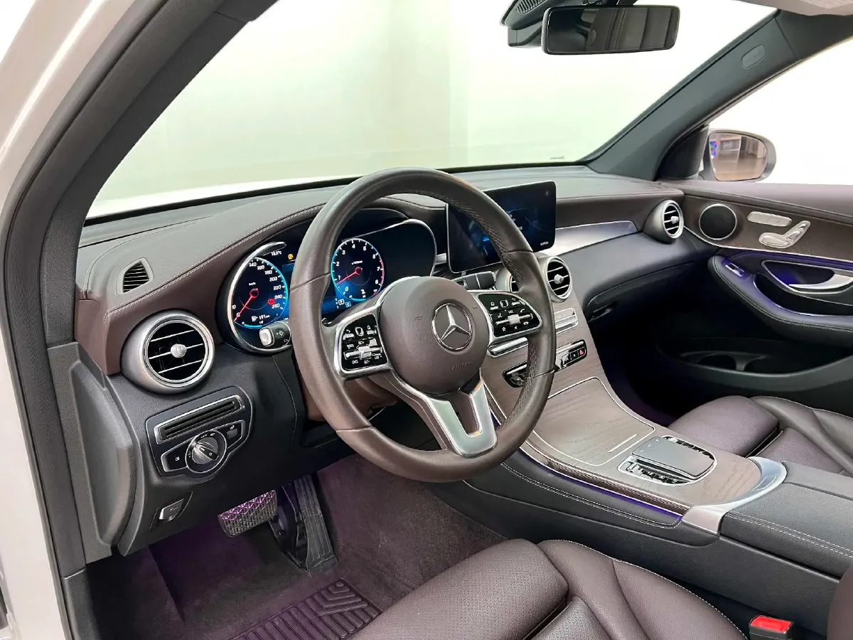 2020 Mercedes-Benz GLC Class 2.0T 197HP L4 9AT,autocango,china used car exporter,china ev exporter,chinese used car exporter,chinese used ev exporter