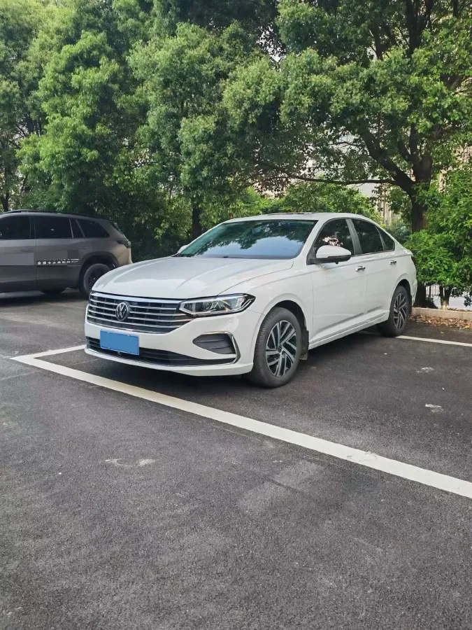 2025 Volkswagen Lavida 1.5L 110HP L4 6AT,autocango,china used car exporter,china ev exporter,chinese used car exporter,chinese used ev exporter